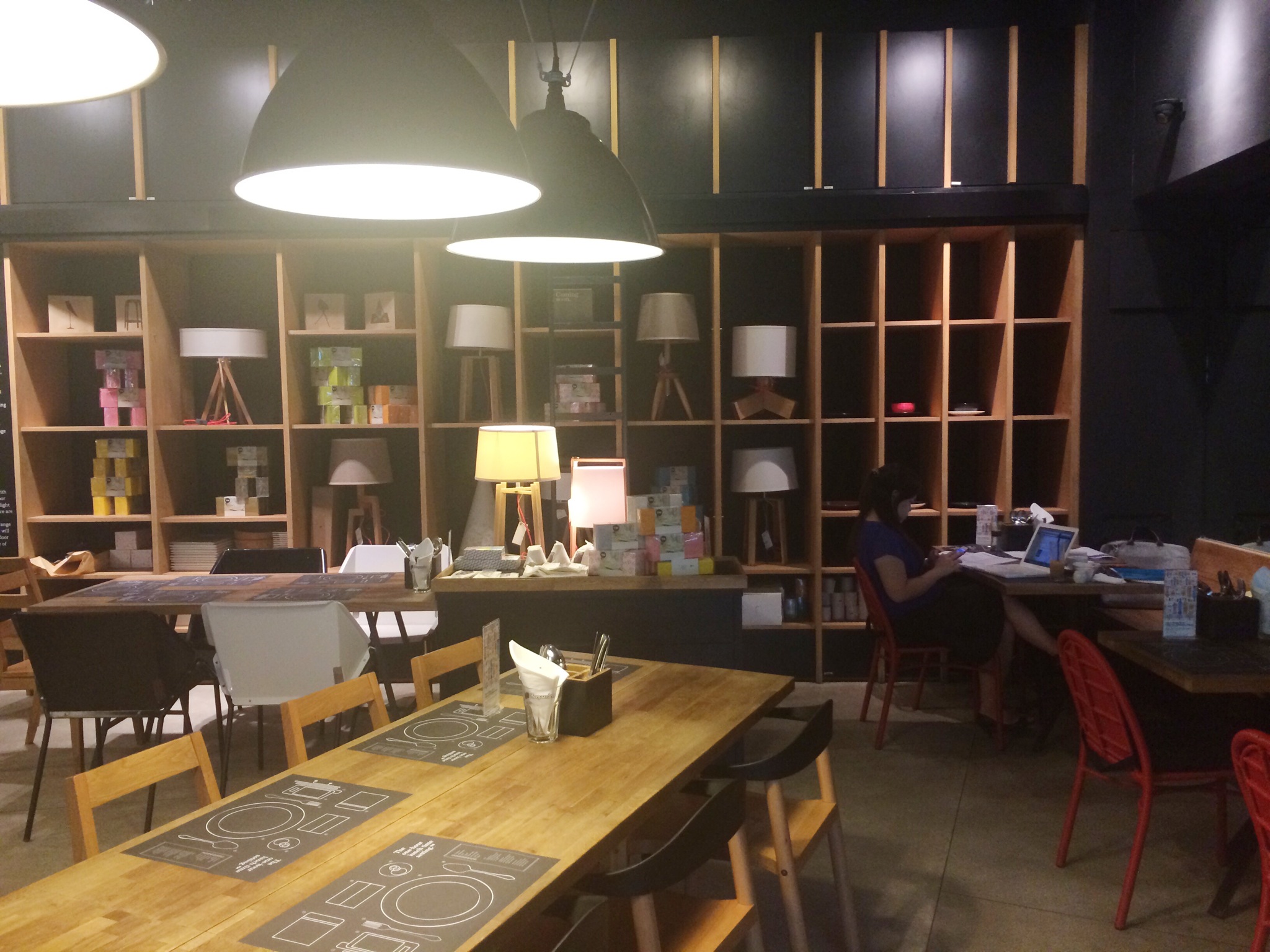best-cafes-paris-2024-kitti-micaela